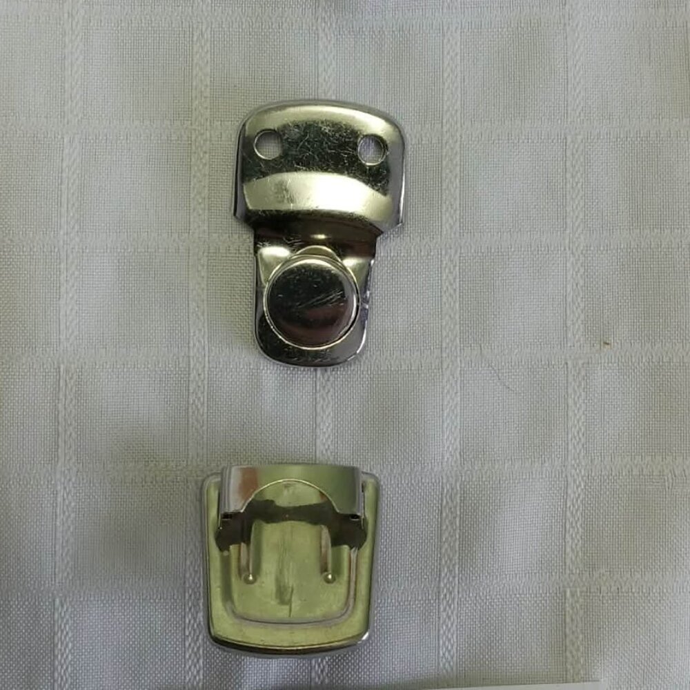S- Vintage flap lock/snap fastener, commonly used for trunks or handbags